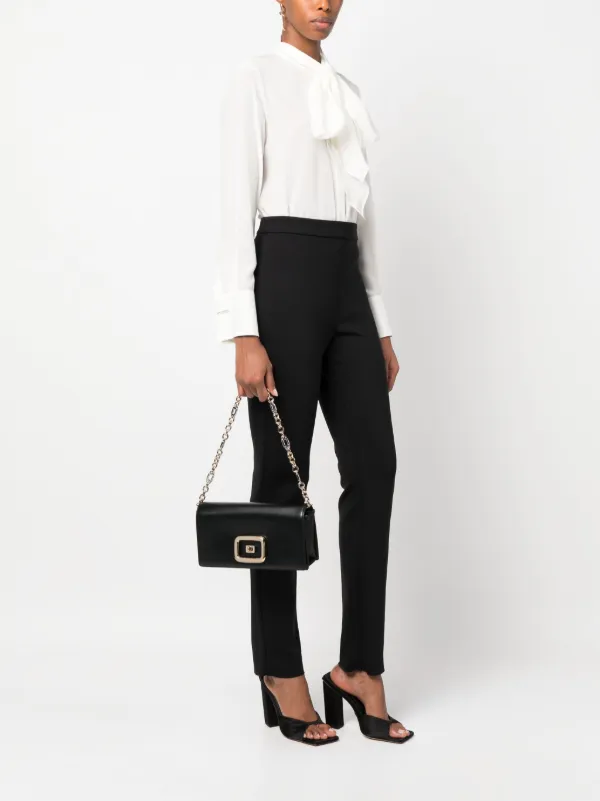 Roger Vivier Viv' Choc chain-link Shoulder Bag | Black | FARFETCH AO