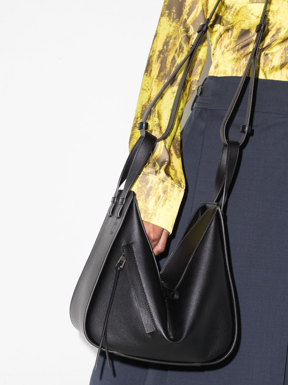 Image 2 of LOEWE black Hammock small leather shoulder bag