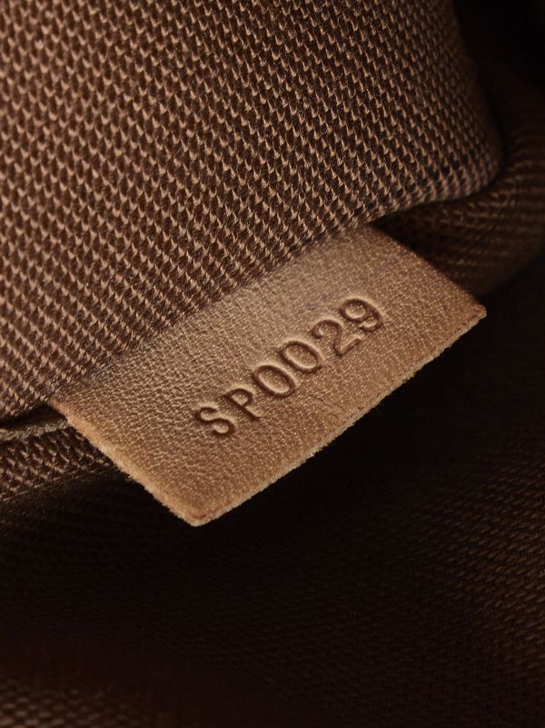 Louis Vuitton 2009 Pre-owned Tivoli GM Shoulder Bag - Brown