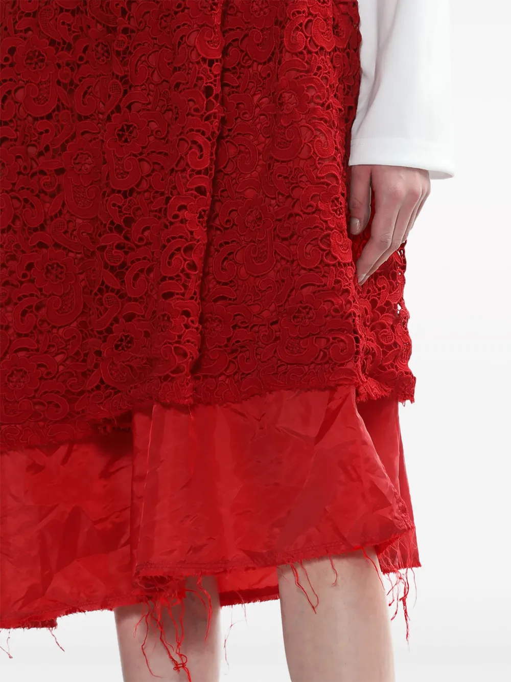 Comme Des Garçons Floral-embroidered Midi Skirt In Red