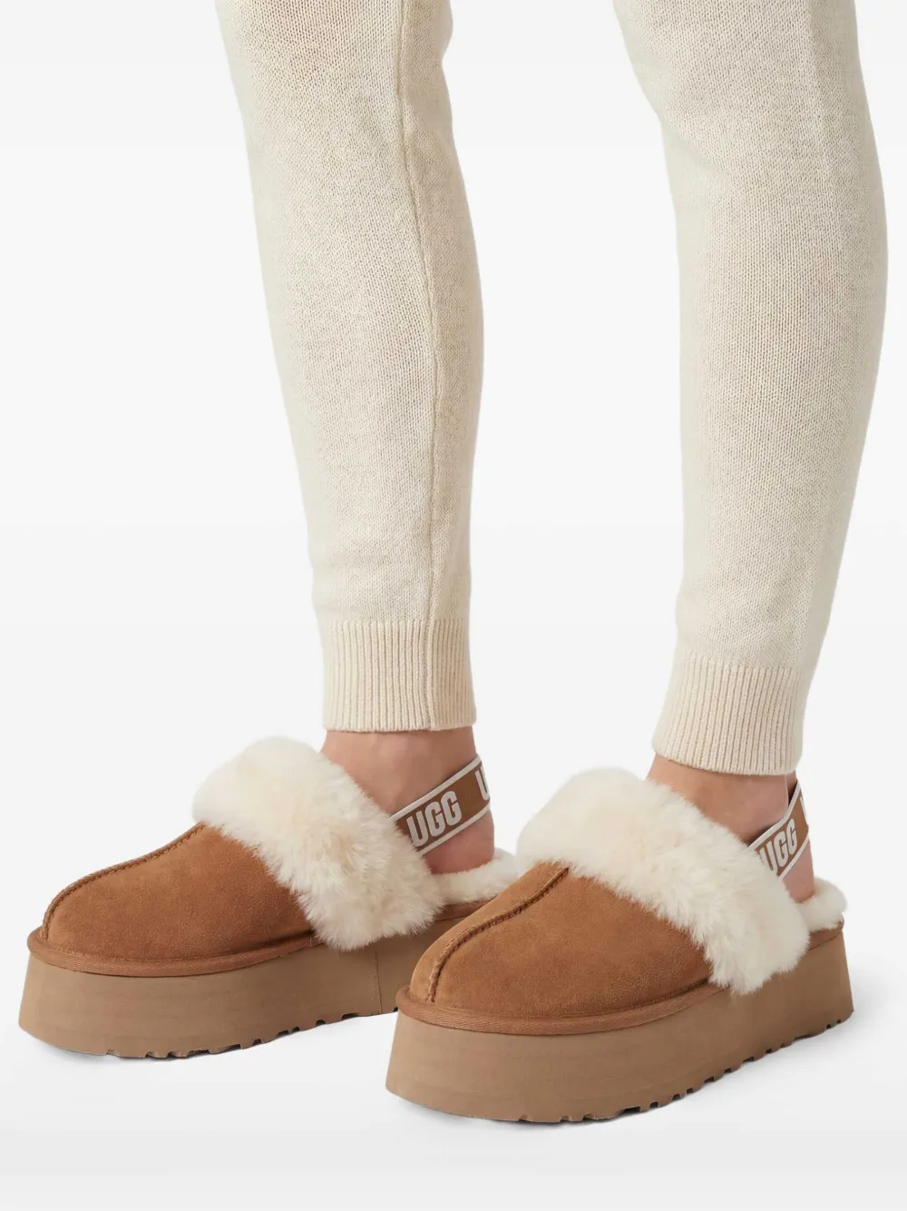 UGG Mule Funkette | Marrom | FARFETCH BR