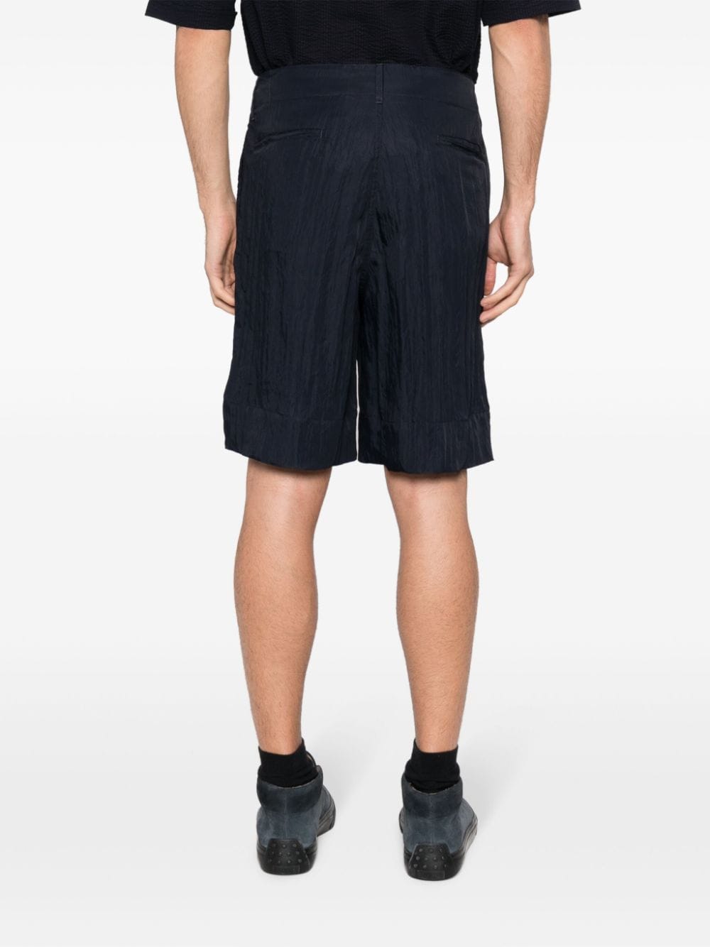 Shop Giorgio Armani Crinkled Wide-leg Shorts In Blau