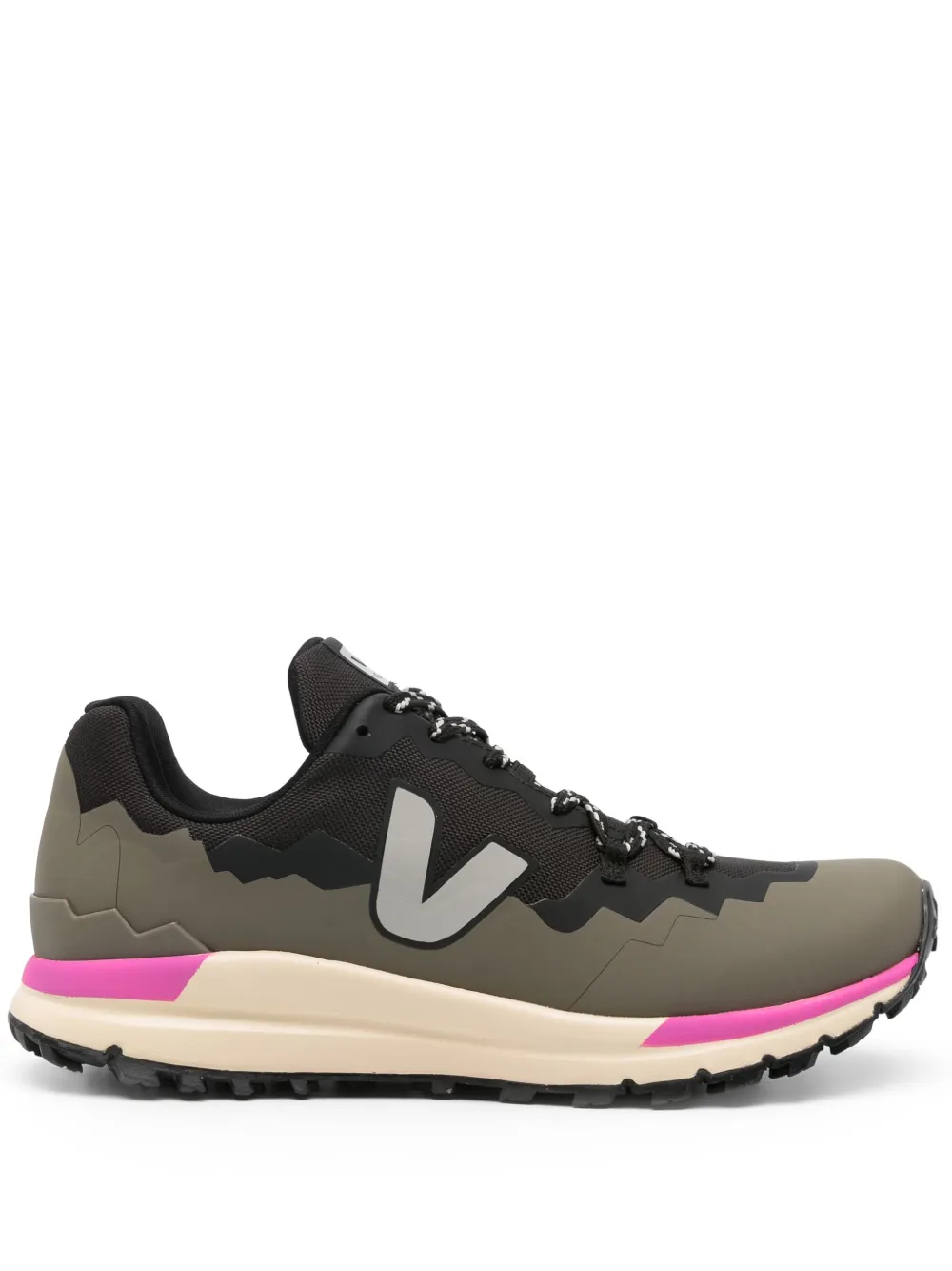 Veja Fitz Roy Low-top Sneakers In Black