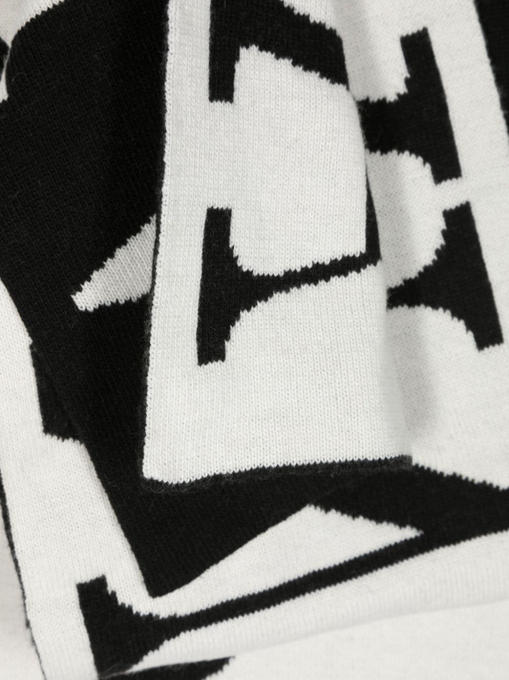 Shop Arte Intarsia-knit Logo Scarf In Black