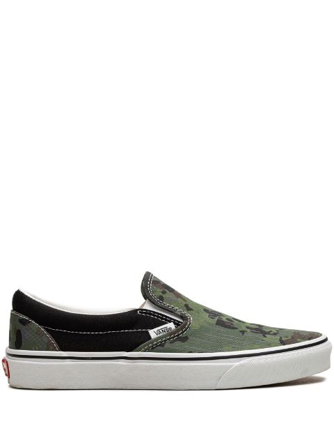 hype Vans Classic Slip-On "Camo" sneakers 