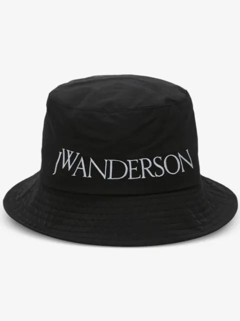 JW Anderson Vissershoed met geborduurd logo