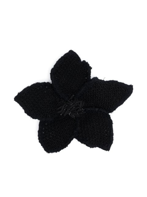 CHANEL 1990s bead-detailed camellia brooch Women