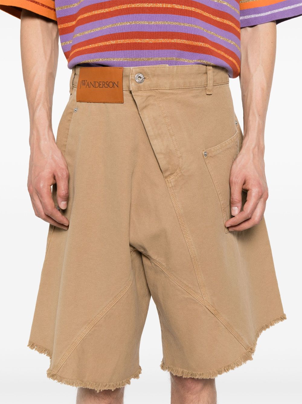 Twisted workswear shorts