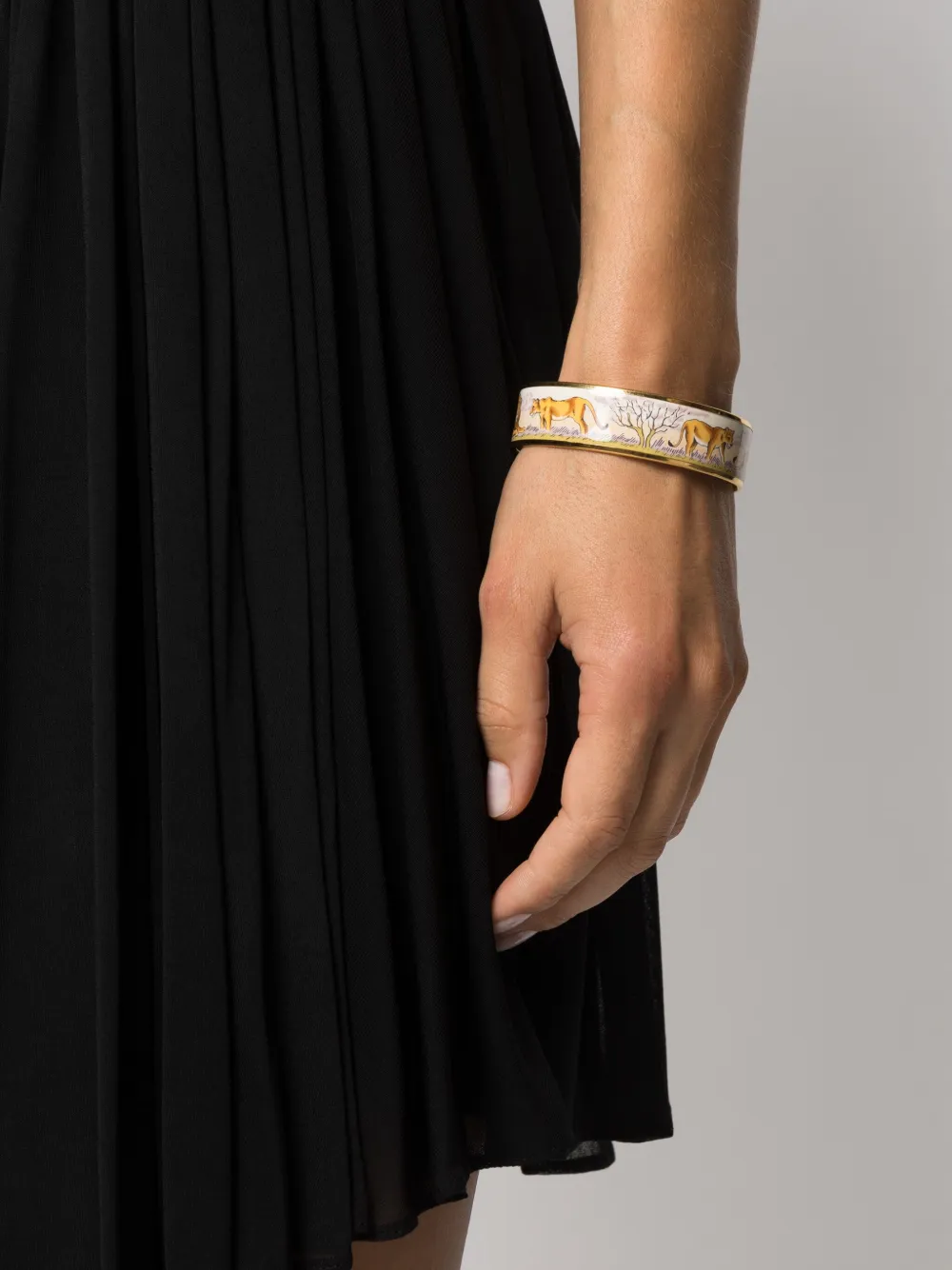 Hermès 2010s pre-owned lion-print bangle - Goud