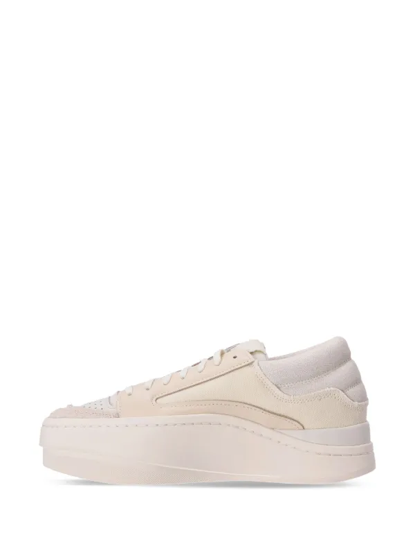 スニーカー Lux Bball Low Sneakers - Y-3 - Leather - White Y-3 Men's Lux Bball Low Sneakers in Cream White/Off White