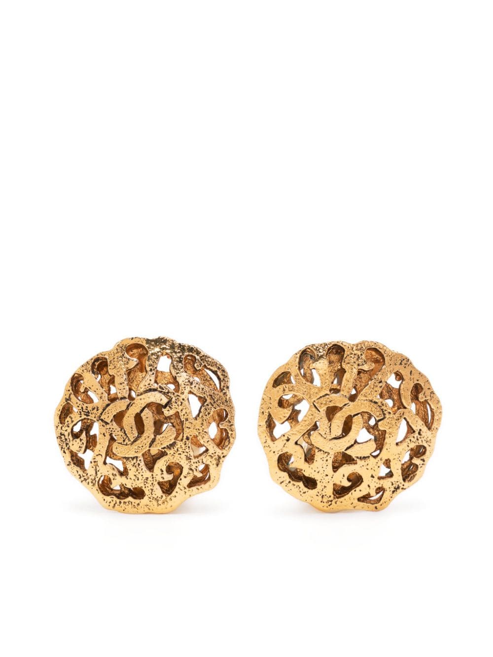 Pre-owned Chanel Cc Cut-out Clip-on Earrings In Gold