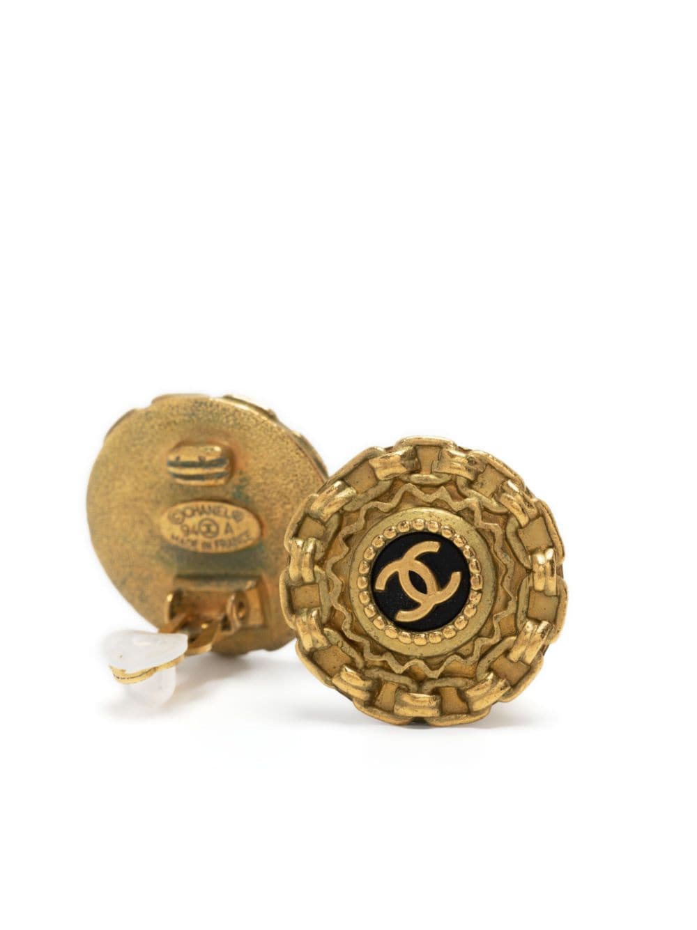 Pre-owned Chanel Cc 链式压纹夹扣式耳环 In Gold