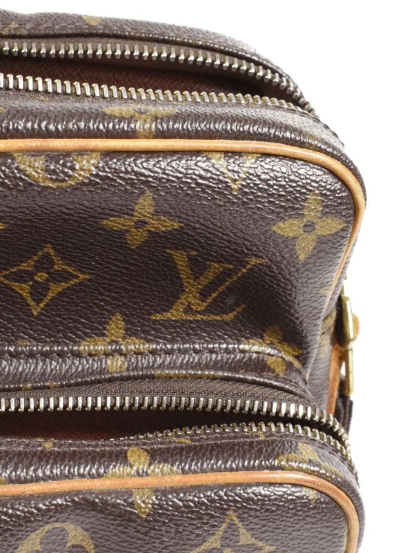 Louis Vuitton 2009 pre-owned  Crossbody Bag - Farfetch