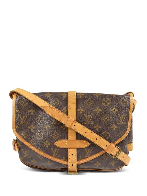 Louis Vuitton Saumur Shoulder bag 367896