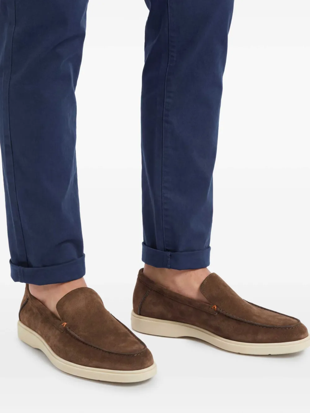 Santoni アーモンドトゥ スエードローファー | ブラウン | FARFETCH JP