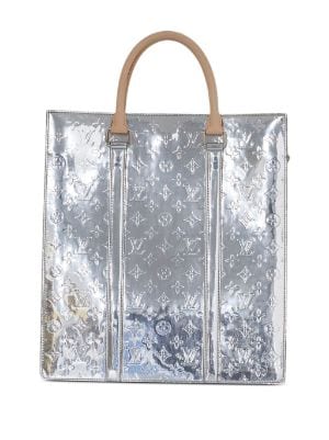 Louis Vuitton 2019 Pre-owned Jungle Beach Pouch Shoulder Bag - White