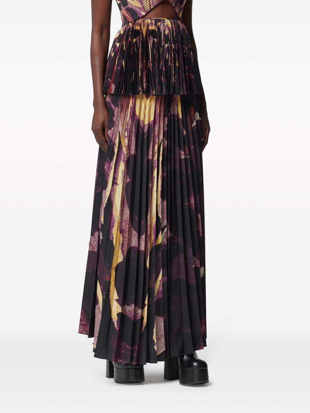 Shop Altuzarra Lemna Abstract-print Pleated Skirt In Black