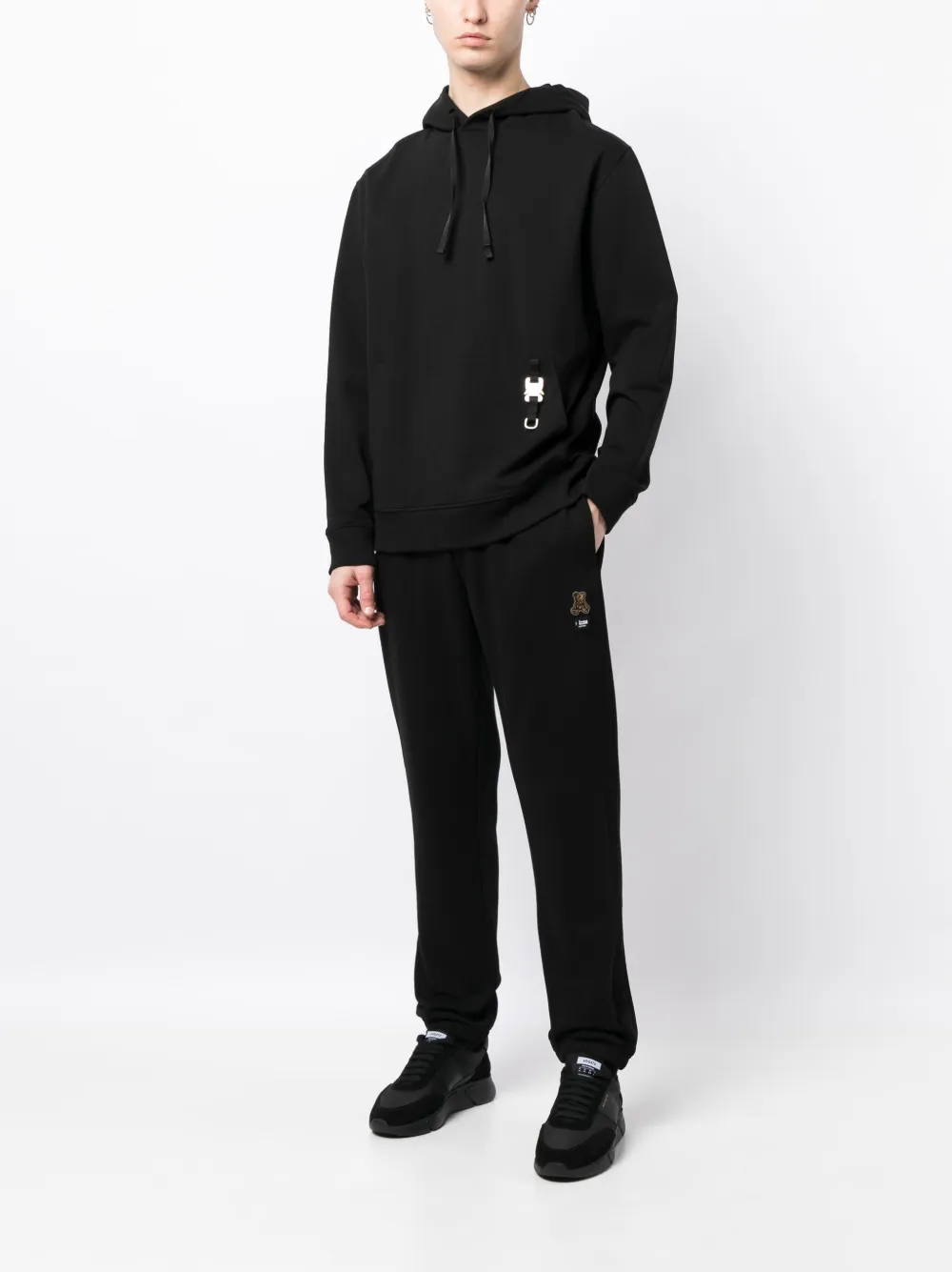 izzue Trainingsbroek met geborduurd logo - Zwart