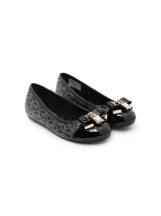 Michael kors store kids flats