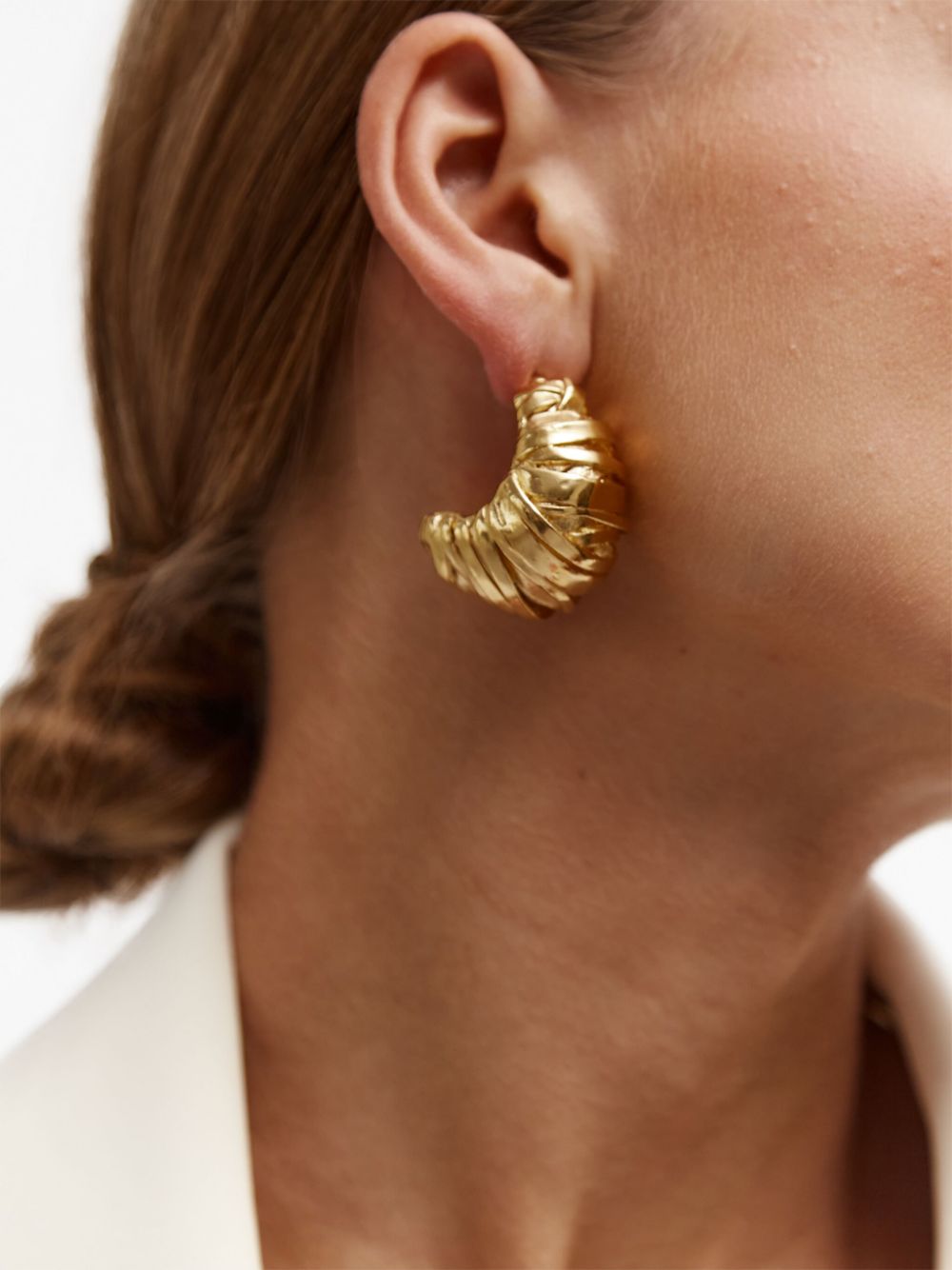 Shop Paola Sighinolfi Blass Chunky Textured Earrings In Gold