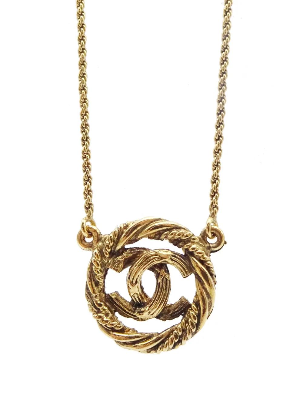 Pre-owned Chanel 1990-2000 Medallion Pendant Necklace In Gold