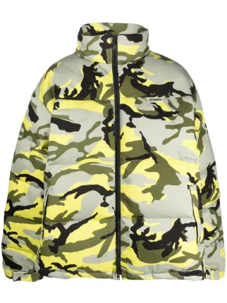VETEMENTS