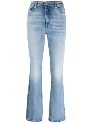 り*ご様 DIESEL ブーツカットデニム ジーンズ 現行モデル り*ご様 DIESEL ブーツカットデニム ジーンズ 現行モデル DIESEL