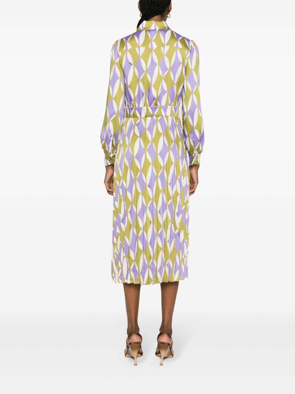 Shop Liu •jo Geometric-print Pleated Midi Dress In 紫色