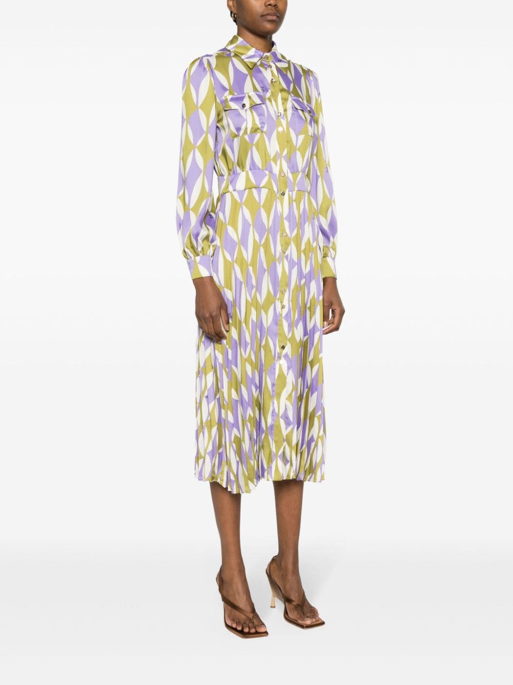 Shop Liu •jo Geometric-print Pleated Midi Dress In 紫色