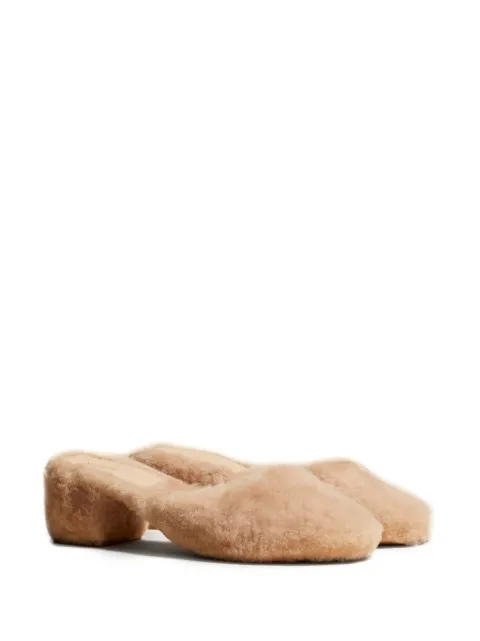 KHAITE Clio 50mm shearling mules F6015838 - 1