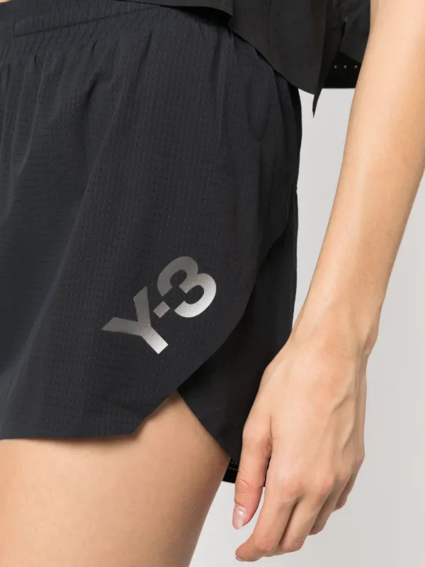 Y-3 ランニングショーツ | ブラック | FARFETCH JP