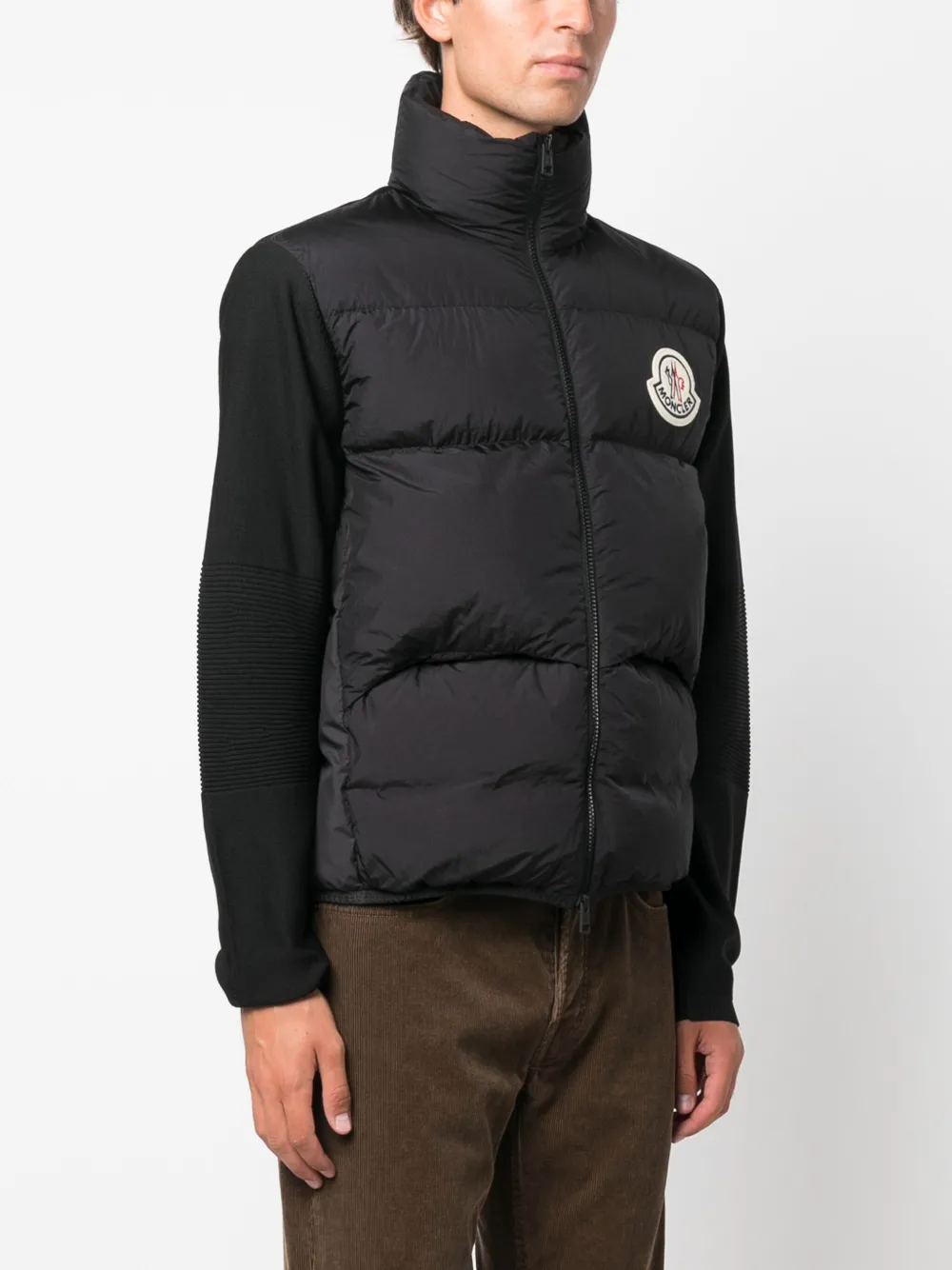 正規品★MONCLER ロゴパッチ ネオプレン フーディー Moncler logo-patch Padded Down Jacket | Black | FARFETCH