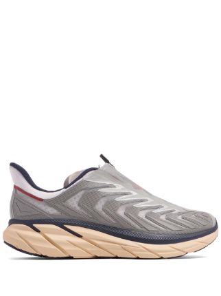 Hoka cavu best sale vs clifton