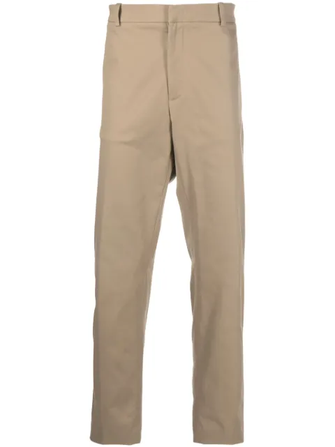 Moncler pantalones chinos con aplique del logo