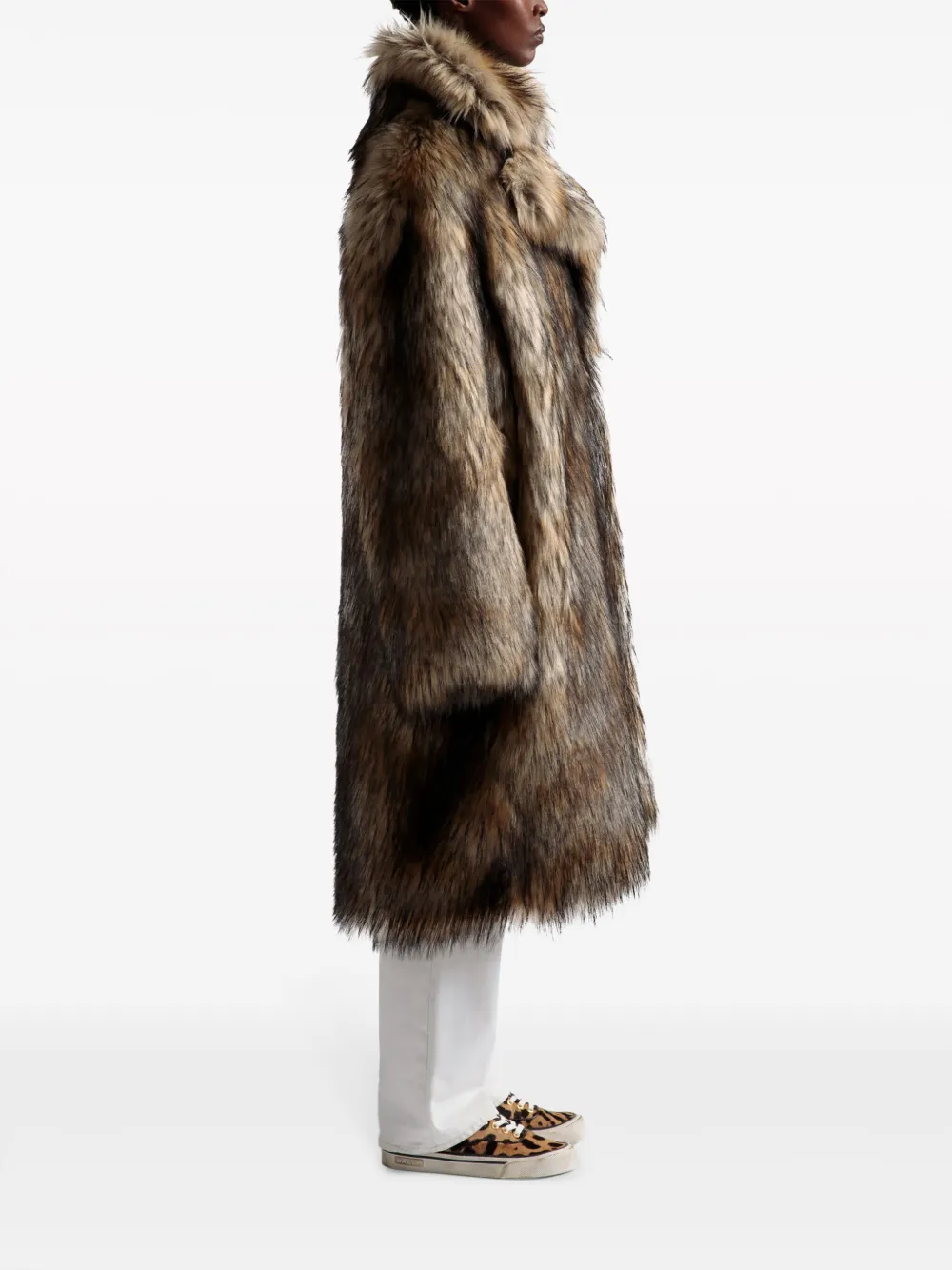 Bally Donsjas met enkele rij knopen Bruin