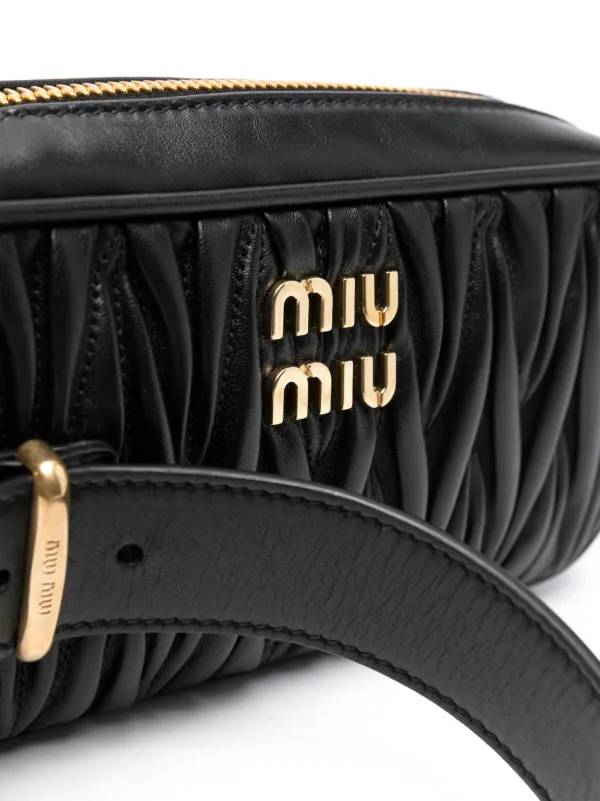 【MIU MIU】QUILTED NAPPA CLUTCH Miu Miu Matelassé Nappa Clutch Bag | Black | FARFETCH