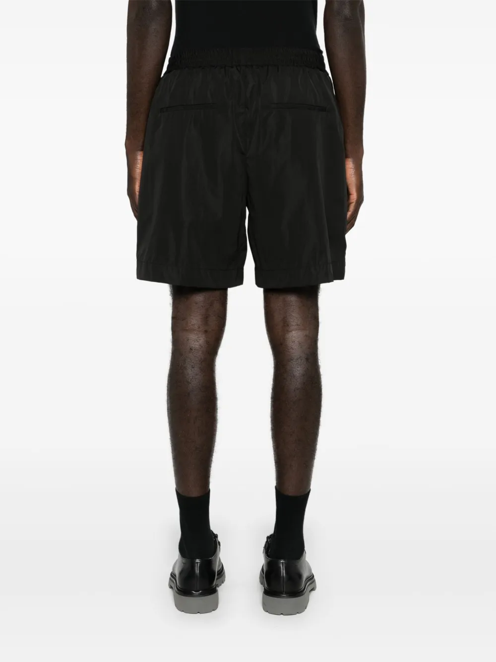 Shop The Row Gerhardt Mid-rise Deck Shorts In Black