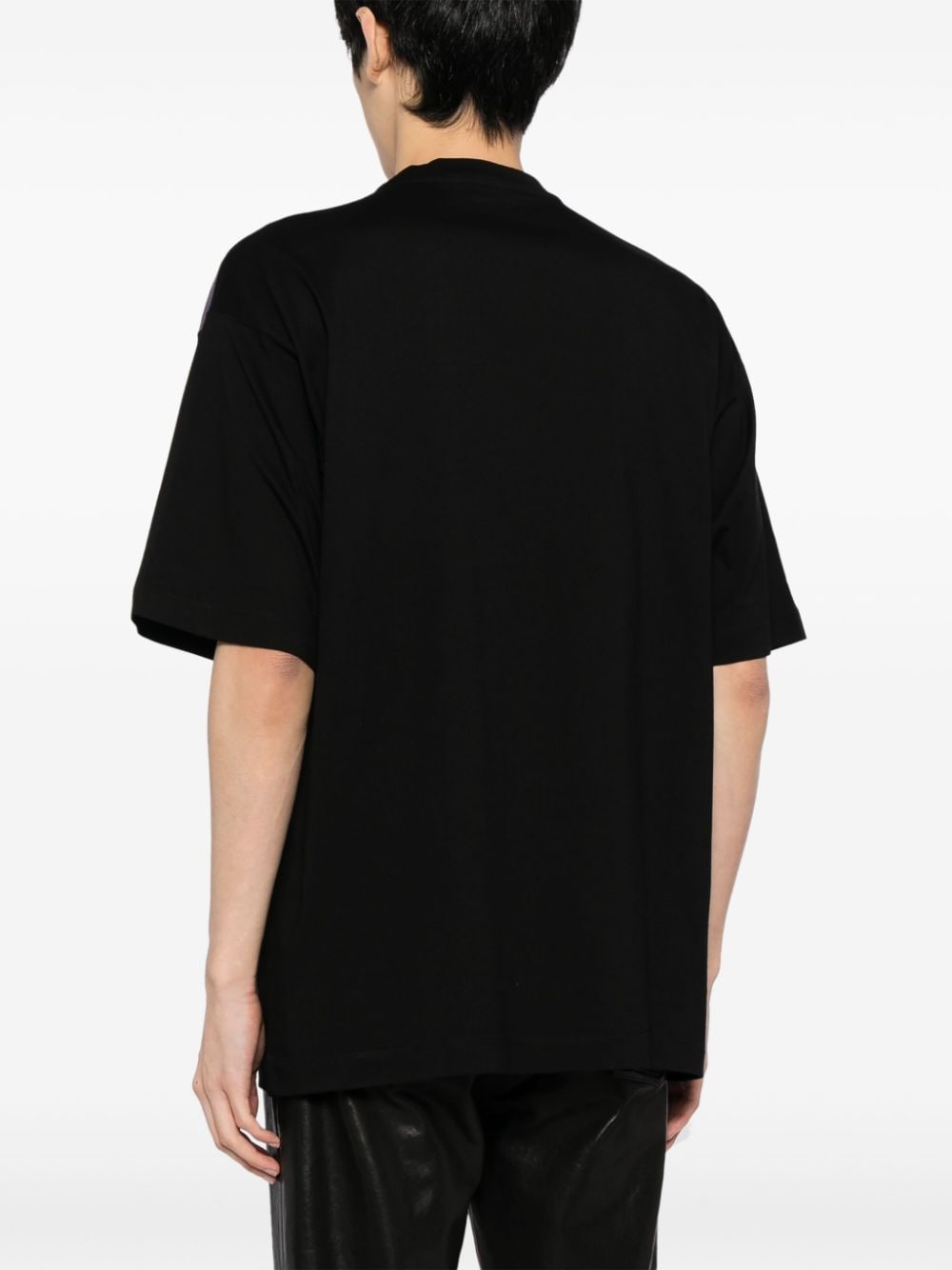 Shop Versace Graphic-print Cotton T-shirt In Black
