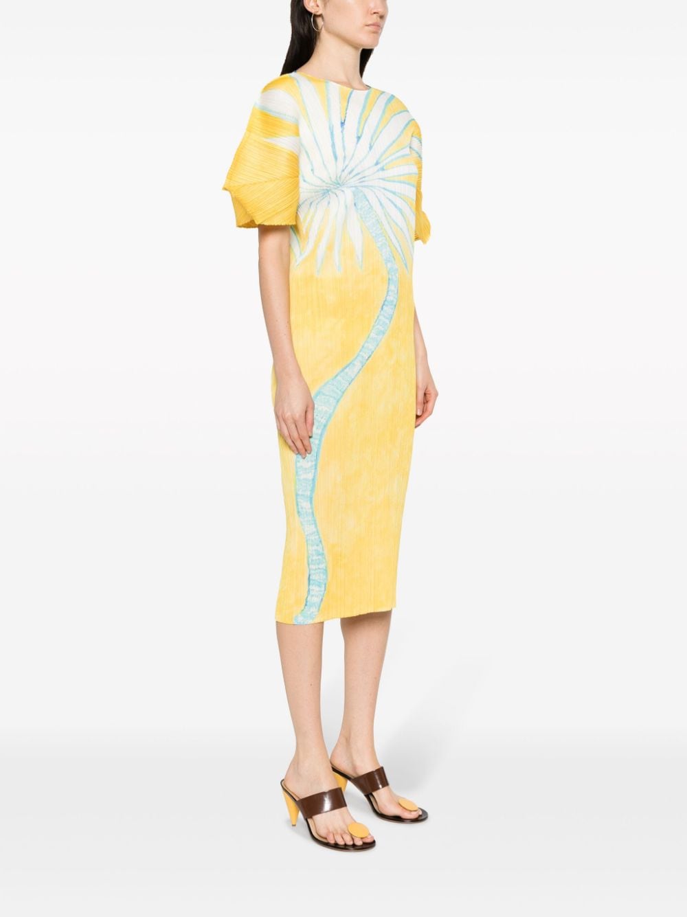 Pleats Please Issey Miyake Midi-jurk met bloemenprint Geel