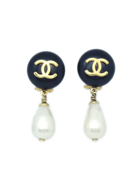 CHANEL Pre-Owned 1996 pre-owned faux-pearl clip-on earrings