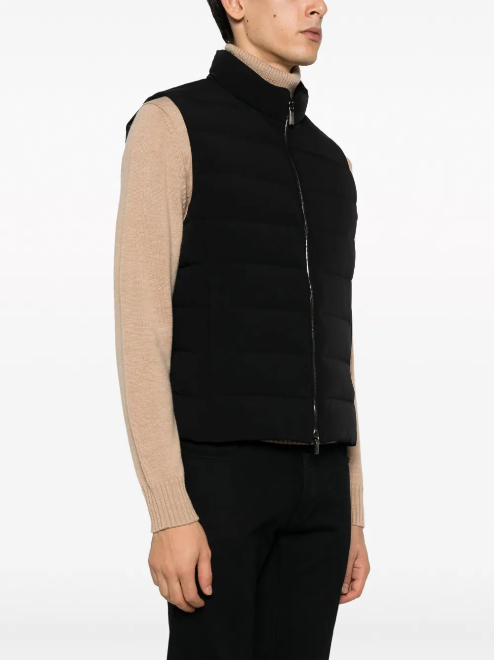 Moorer Logo-tag Padded-design Gilet In Schwarz