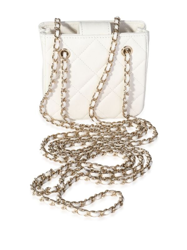 CHANEL Pre-Owned Quilted CC Logos Chain Shoulder Phone Case - Farfetch