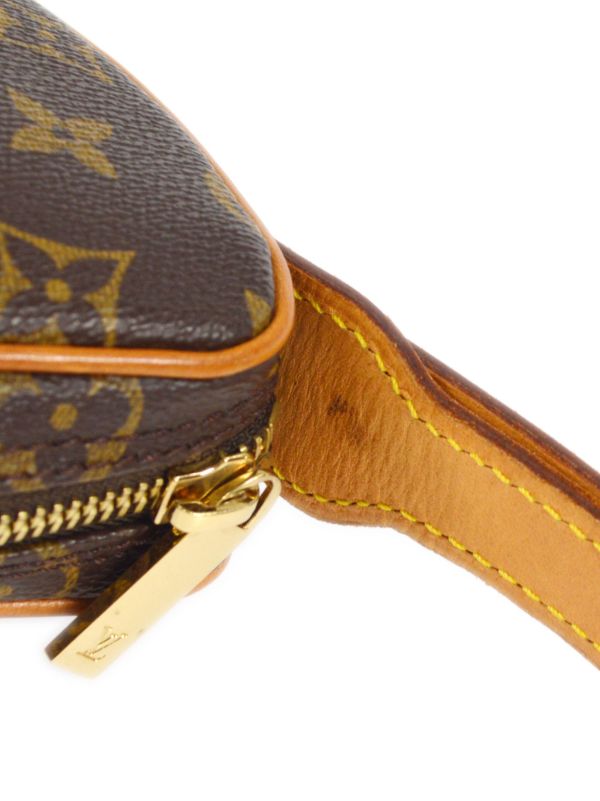 Louis Vuitton 2007 Monogrammed Camera Bag - Farfetch