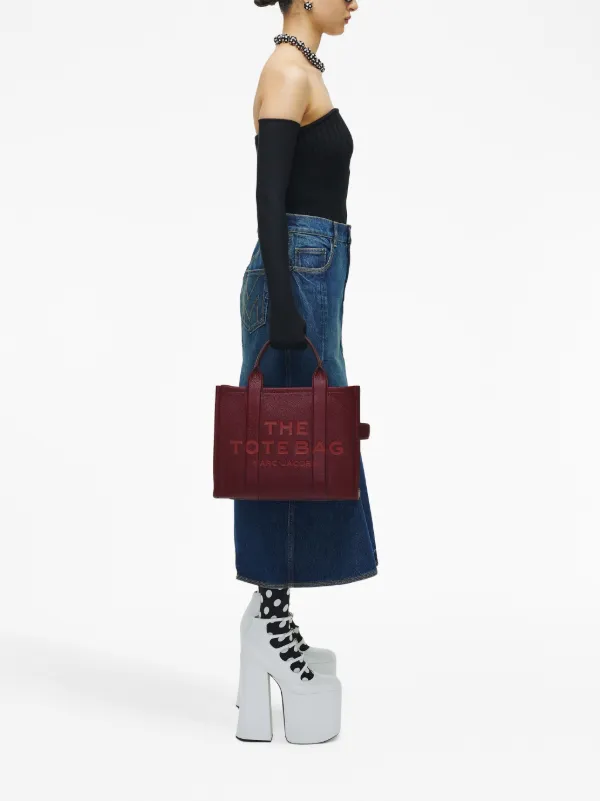 Marc Jacobs The Leather Medium Tote Bag | Red | FARFETCH CA