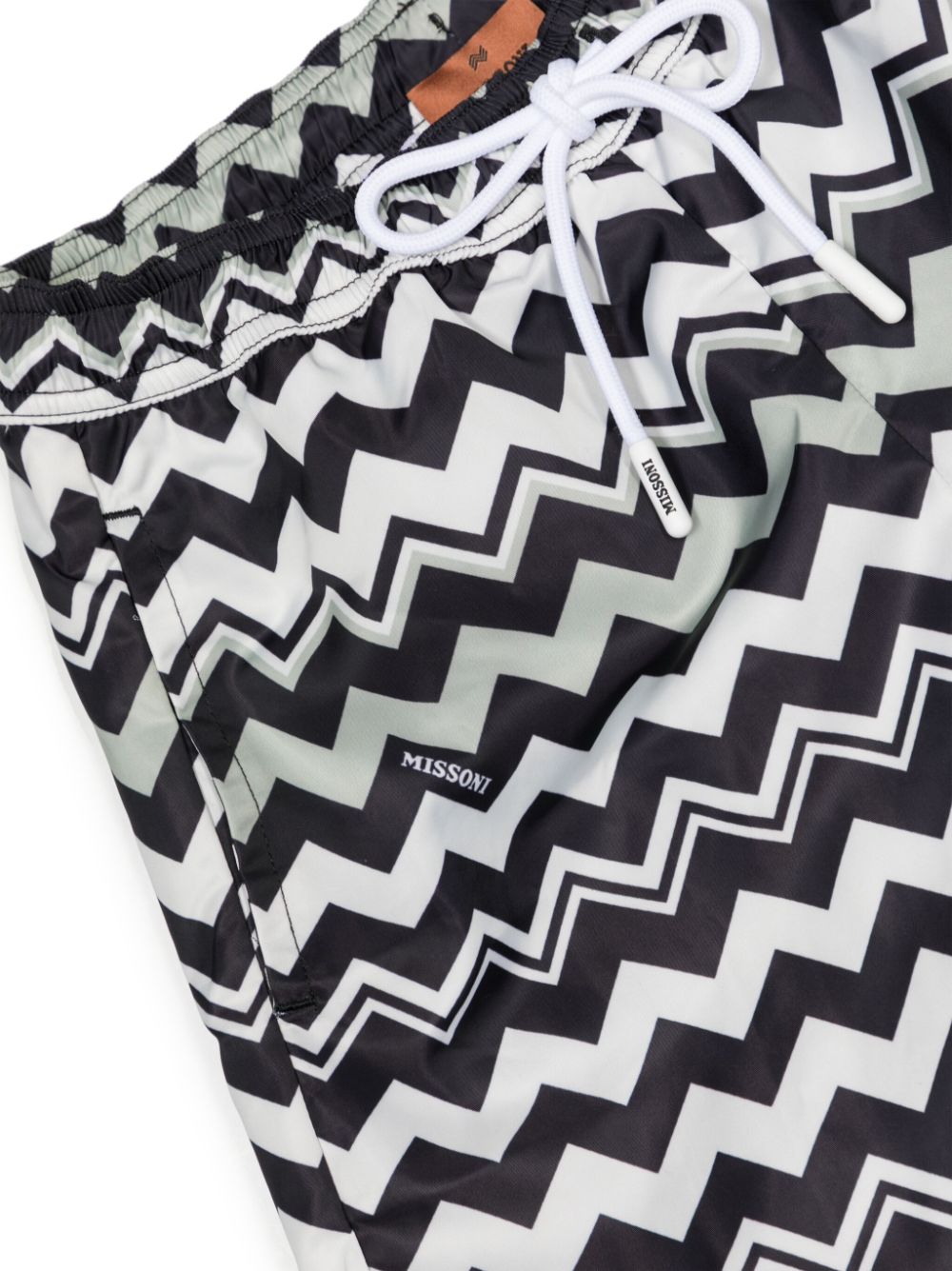 Missoni Kids zigzag-print drawstring swim shorts - Wit