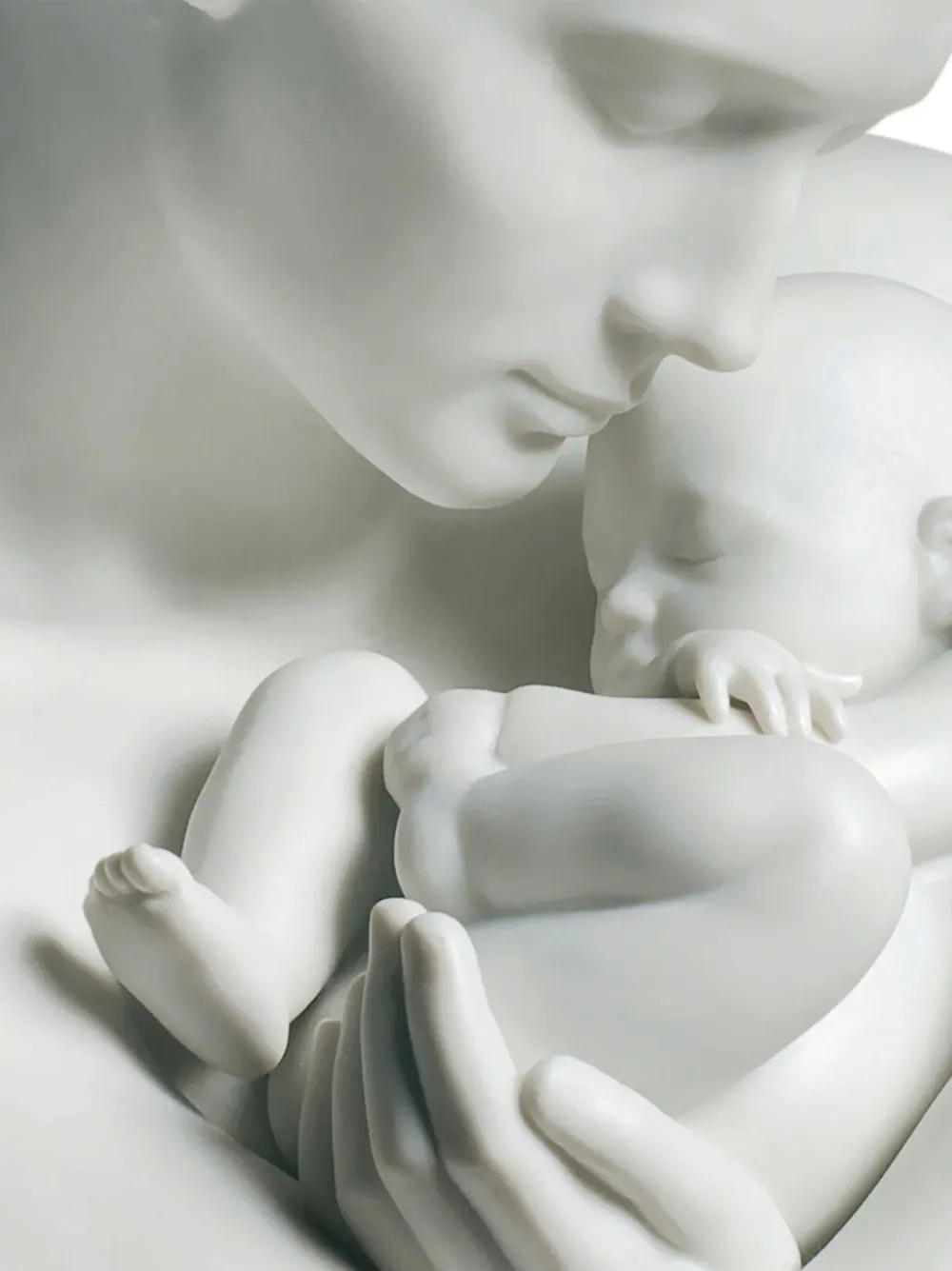 Lladró Paternal Protection Porcelain Figurine (31cm) - White 