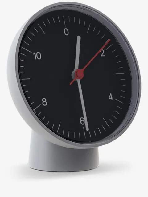HAY reloj Table 