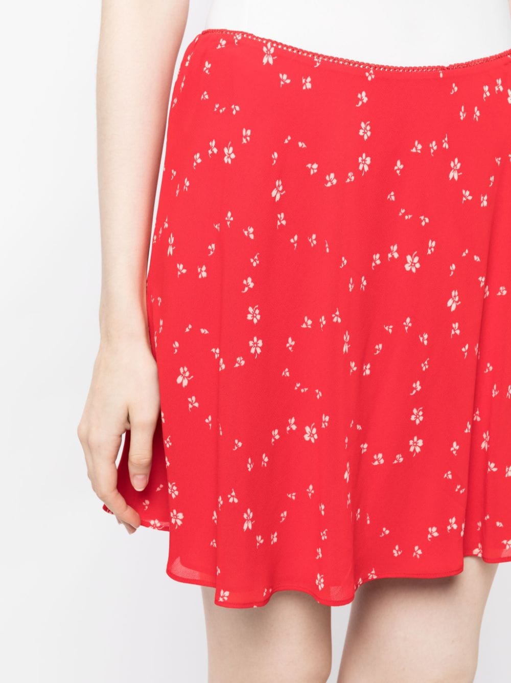 Shop Reformation Floral-print Crepe Miniskirt In Red