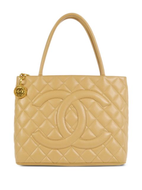 CHANEL 2003 Medallion quilted tote bag Women