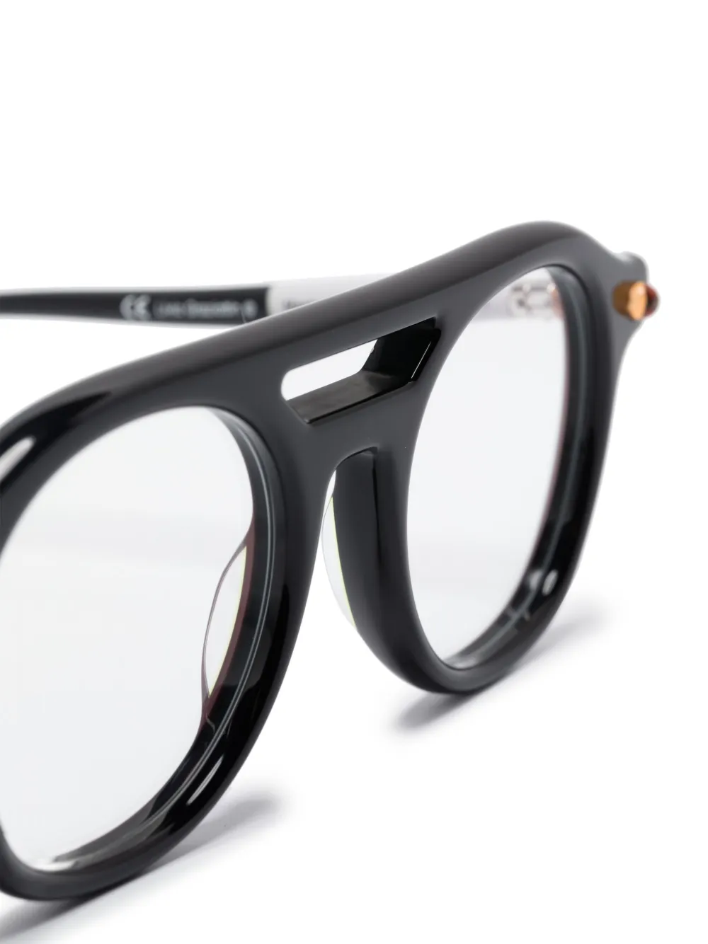 Shop Kuboraum Two-tone Round-frame Glasses In Black